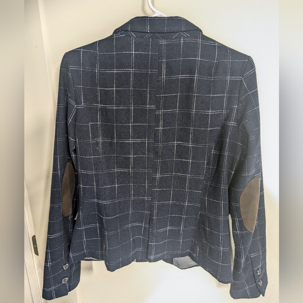 EUC She + Sky Navy Blazer with tortoiseshell buttons and brown elbow patches (L)
